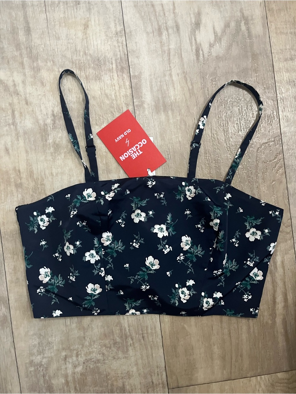 Old Navy cropped top tank